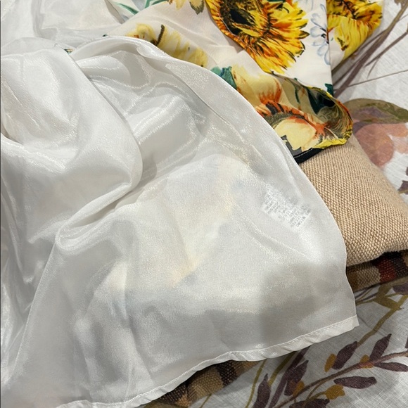 Sunflower Contemporary sundress - Picture 5 of 7